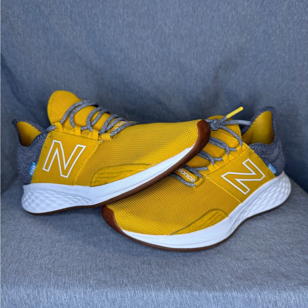 New Balance Fresh Foam ROAV Running Shoes